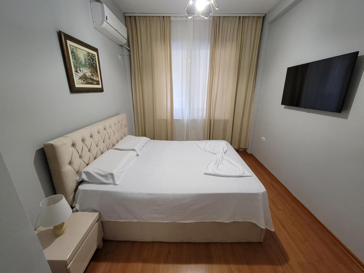 Heart Of Tirana Apartment Exterior foto